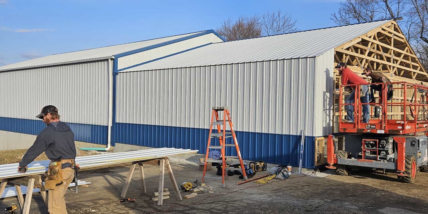 Several CFR construction employees working on a commercial project